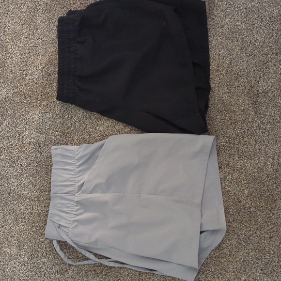 Athletic Shorts Bundle (2) - Medium - Picture 5 of 13
